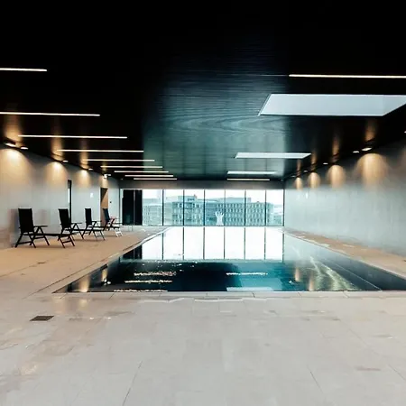 Apartman De Luxe 1 A Coucher, Centre Commercial, Piscine Et Fitness *