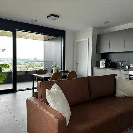 De Luxe 1 A Coucher, Centre Commercial, Piscine Et Fitness * Luxembourg