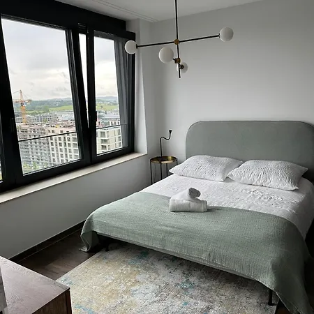 De Luxe 1 A Coucher, Centre Commercial, Piscine Et Fitness